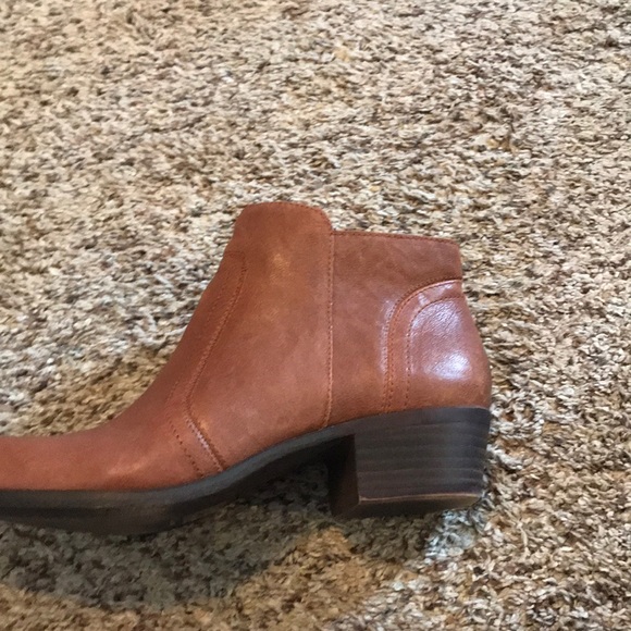 Lucky brand ankle boots! - Picture 5 of 5